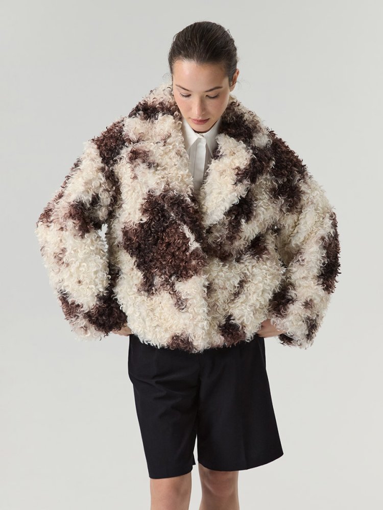 Экошуба укороченная с английским воротником